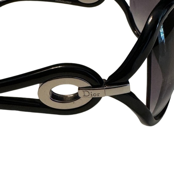 DIOR Sunglasses w/Silver Open "O" Logo - Picture 5 of 9